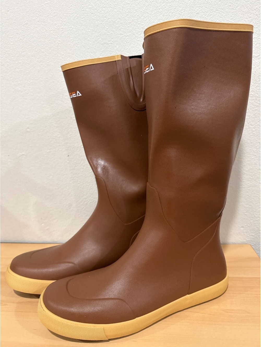 HISEA Brown Rubber Waterproof Rain Boots with Yellow Soles